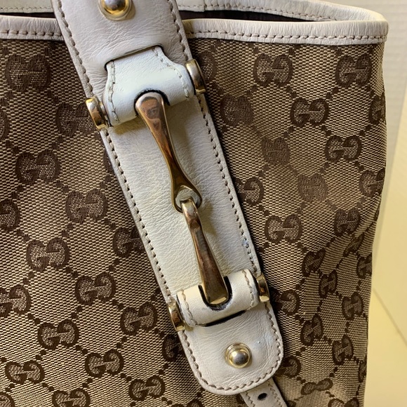 Gucci Monogram Horsebit Pelham Hobo Bag - Picture 11 of 12